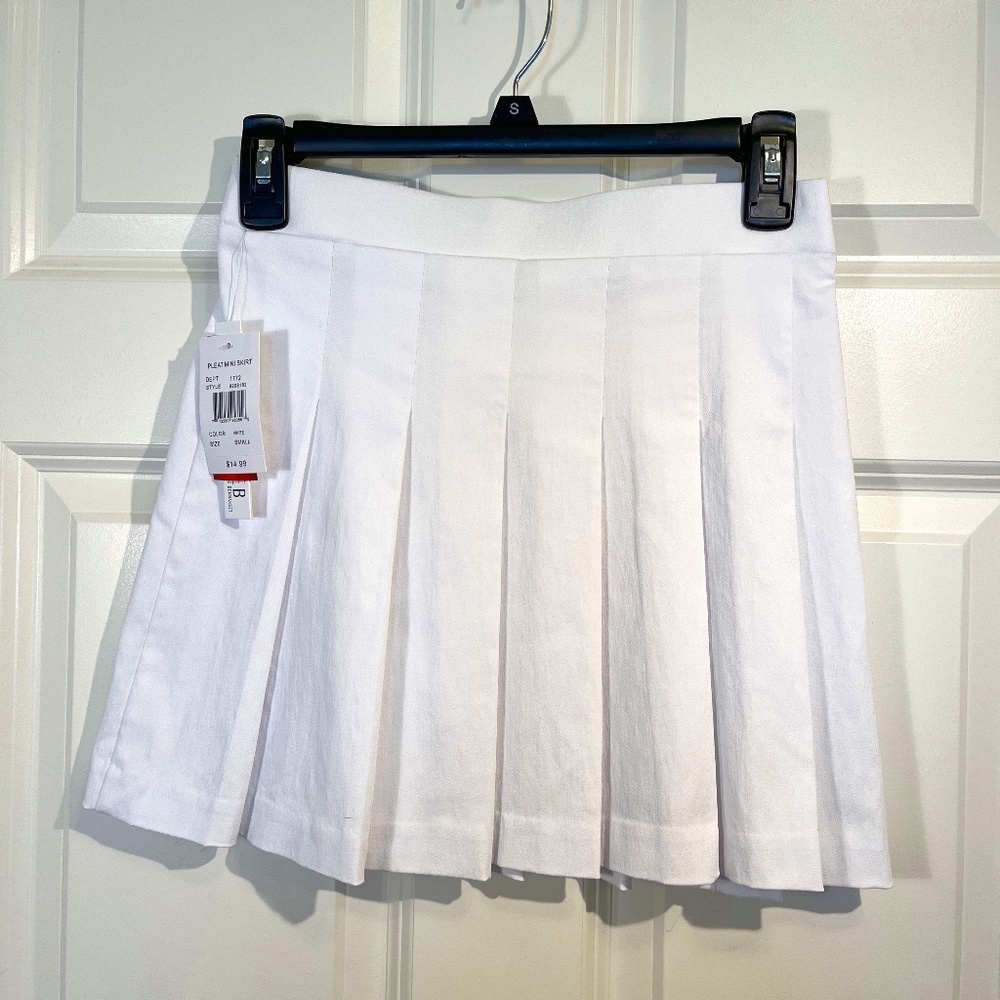 White Pleated Skirt